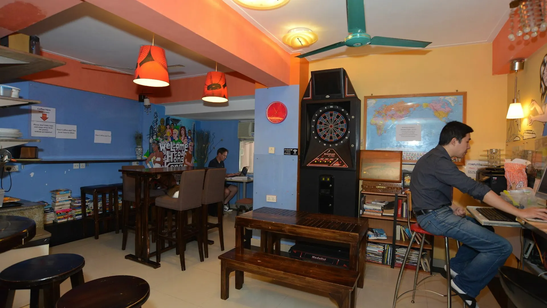 Konukevi Hong Kong Inn
